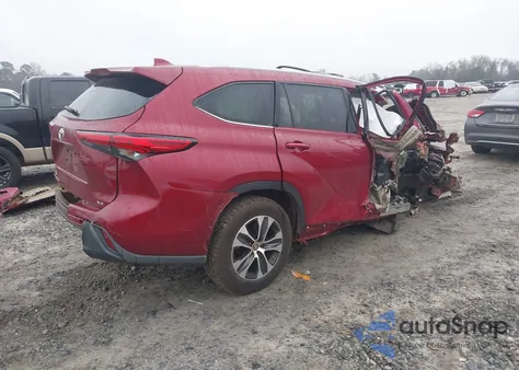 2022 Toyota Highlander Xle из США, поврежденный, VIN 5TDGZRAH3NS542582